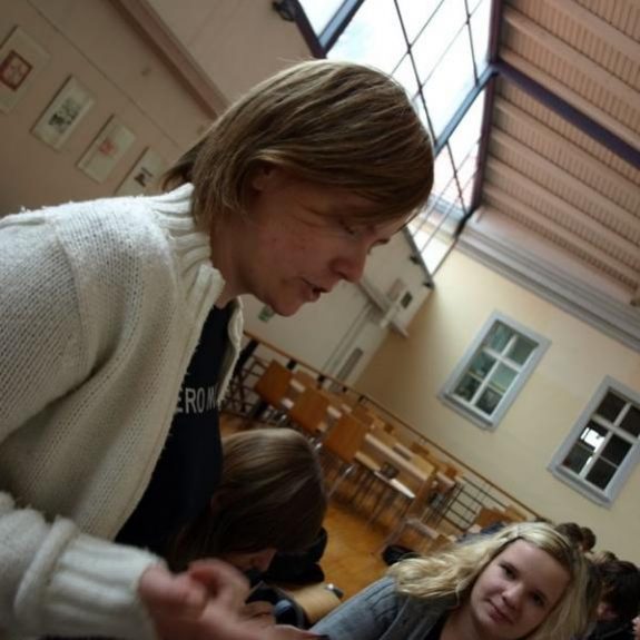... ki ga je kmalu prekinila profesorica
