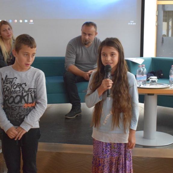 Ganljiv nastop v slovenščini in romščini, foto: Jana Prijatelj