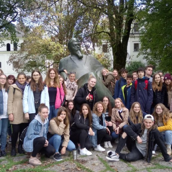 Dijaki 3. a in 3. k odkrivajo skrivnosti Visokega, foto: Suzana Krvavica