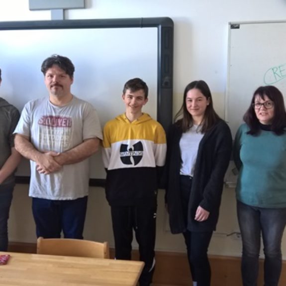 Udeleženci v recitiranju števila, foto: Mojca Muhič