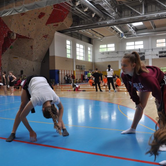 Neža pri ogrevanju, foto: Rok Drenik
