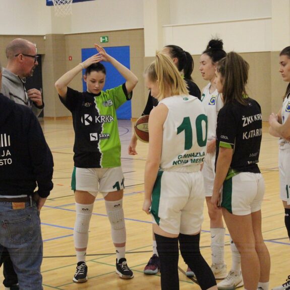 Gremo punce, foto: Miran Jerman, Zavod za šport NM