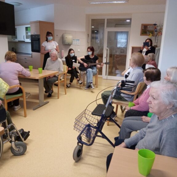 Glasbena delavnica, foto: arhiv OZ RKS Novo mesto