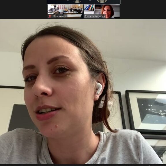 Pogovor z Ireno Jovevo, posnetek zaslona: Nina Arnuš