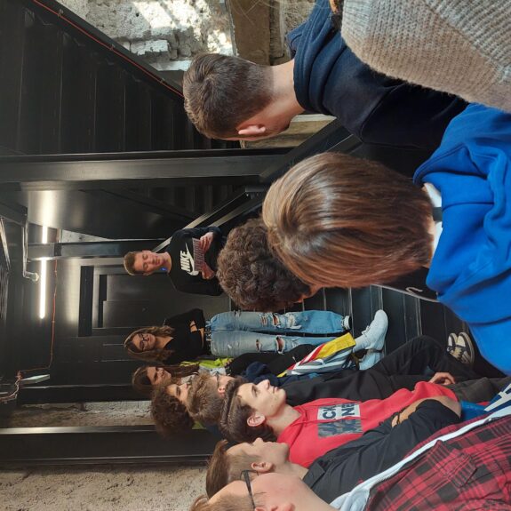 Dijaki sodelujejo v programu, foto: Suzana Krvavica