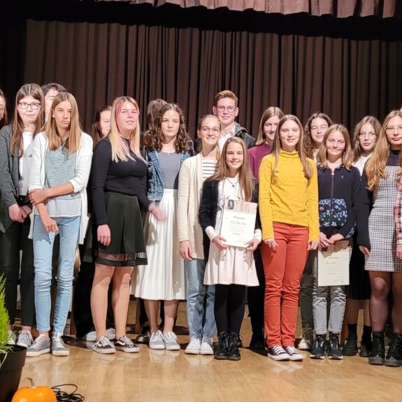 Udeleženci natečaja, foto: dddr. Mira Delavec Touhami