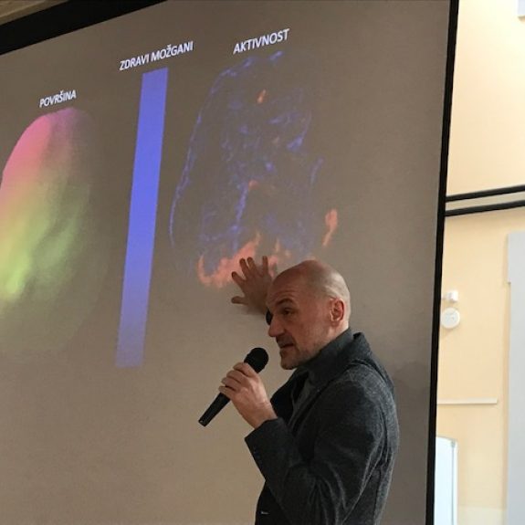 Predavanje Glavni pogoj za uspeh, foto: Saša Lavrič