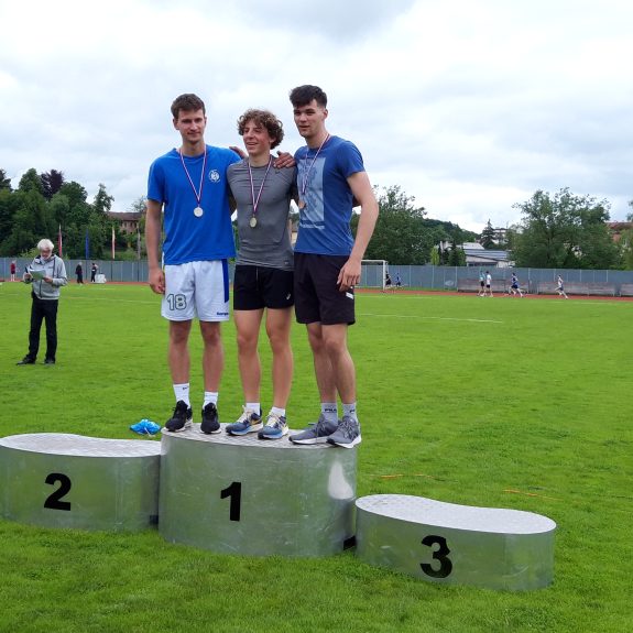 Jan Radakovič in Matjaž Gazvoda, 1. in 2. mesto v teku na 400 m, foto: Jernej Cimperman