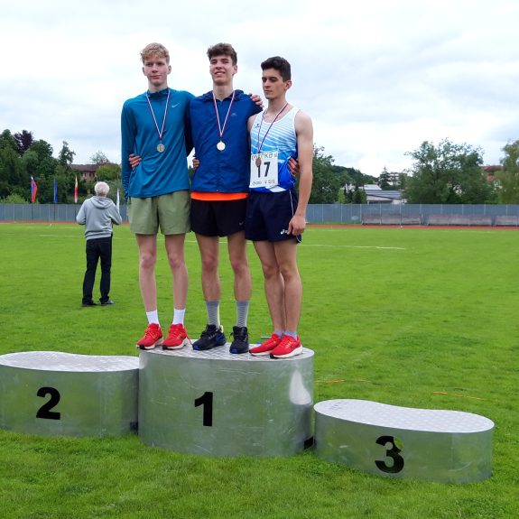 Lovro Šimec in Timotej Kraševec, odlična v teku na 1000 m, foto: Jernej Cimperman