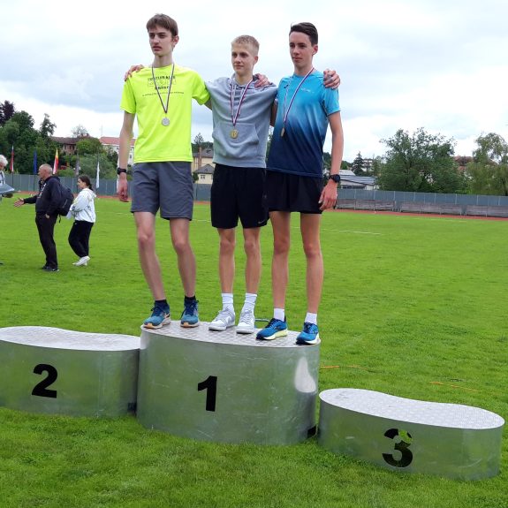 Tjaž Djaip Bartolj, zmagovalec teka na 2000 m, foto: Jernej Cimperman
