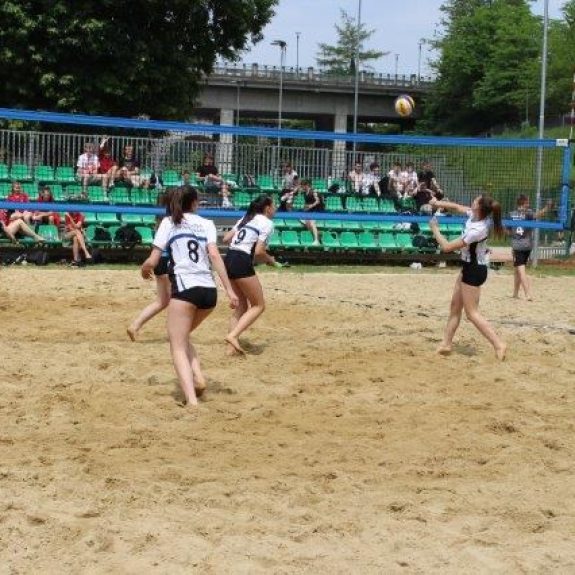 Dekleta napadajo, foto: Zavod za šport Novo mesto