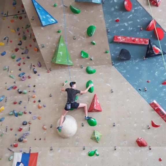 Gregor Jadrič v boju z vertikalo, foto: Jernej Cimperman