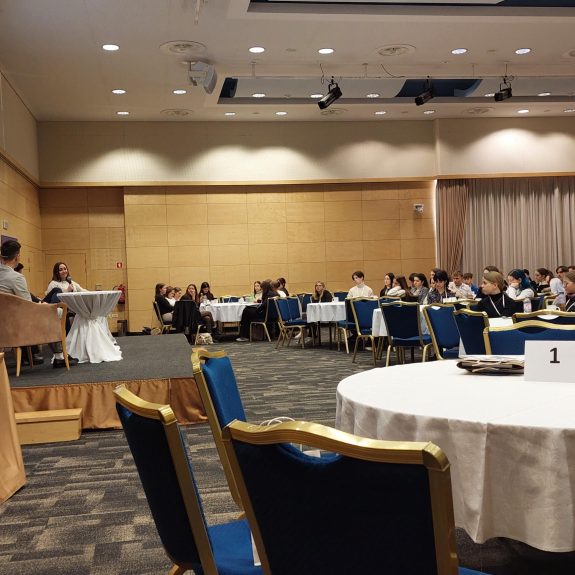 Okrogla miza, foto: Brina Sarajlič Vranc in Suzana Krvavica