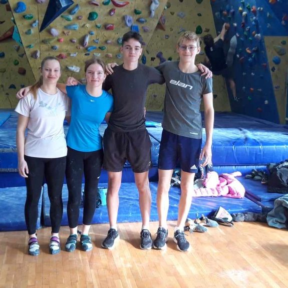 Mlajši tekmovalci, foto: Jernej Cimperman