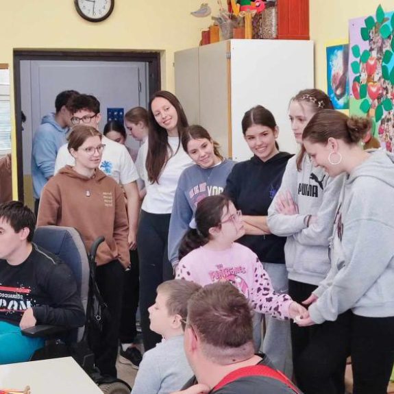 3mm na obisku pri učencih OŠ DK, foto: Eva Hudoklin