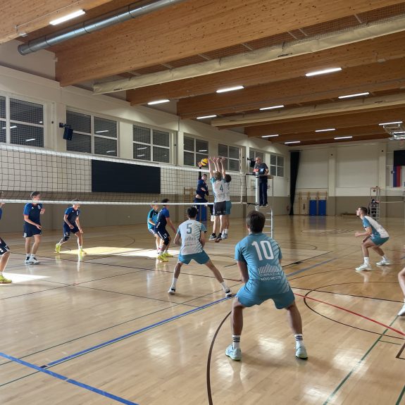 Občinsko tekmovanje v odbojki za dijake, foto: Janja Oklešen