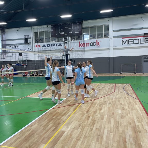 Odbojkarice občinske prvakinje, foto: Janja Oklešen
