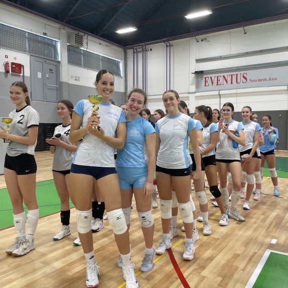Odbojkarice občinske prvakinje, foto: Janja Oklešen