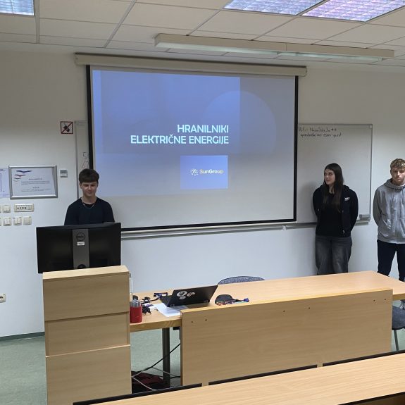 Naši dijaki na Startup vikendu, foto: Mojca Rangus