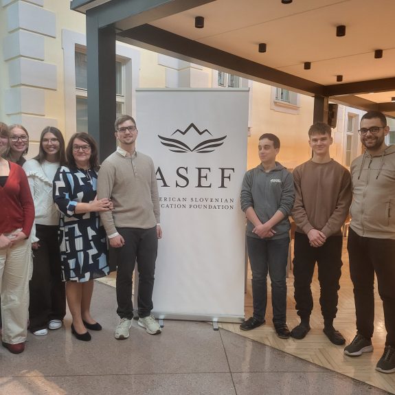 Predavanje nekdanjega dijaka Jerneja Birka, foto: Branka Klemenčič