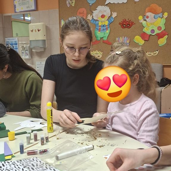 Izdelovanje pustnih mask, foto: Manca Janc, 3k