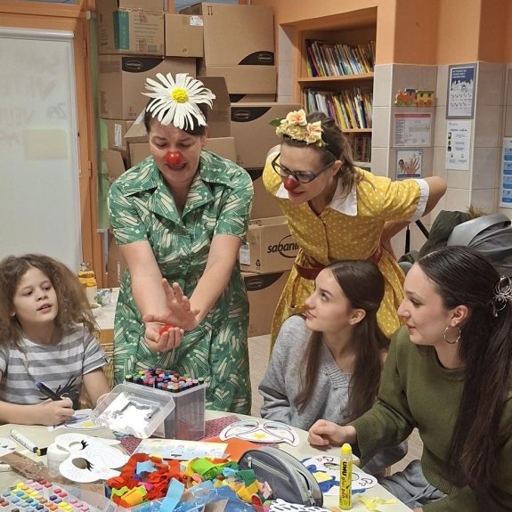 Obisk klovnes, foto: Manca Janc, 3k