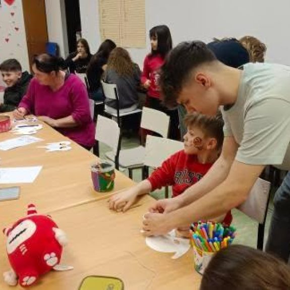 Pustne maske na DRPD, foto: arhiv Interact kluba Novo mesto