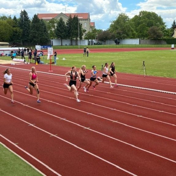 Atletinje na državnem posamičnem tekmovanju, foto: Saša Lavrič