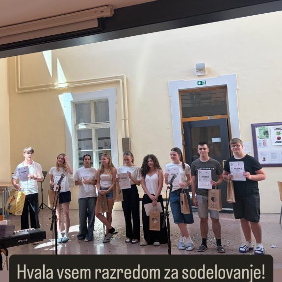 Razredne himne, foto: Jožica Cvelbar