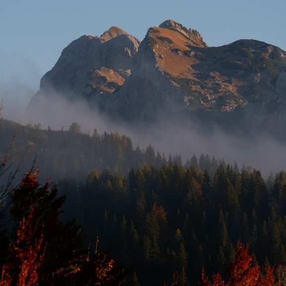 Pogled s Komne proti Tičarici, foto: Miha Kosec
