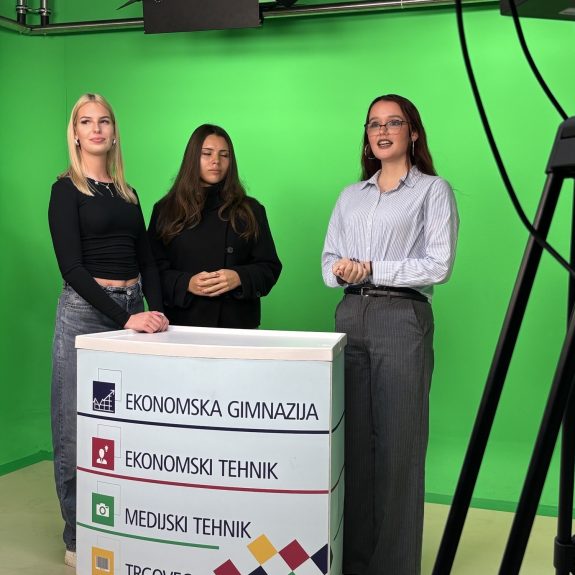 Retoriki v studiu Ekonomske šole, foto: Suzana Krvavica