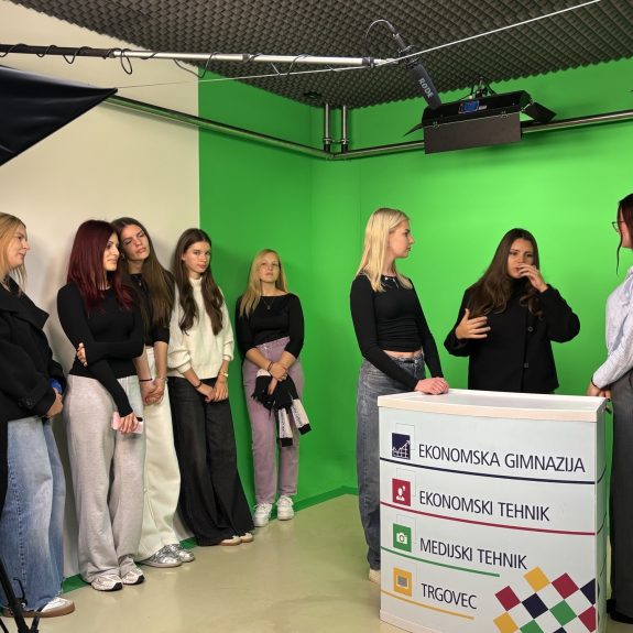 Retoriki v studiu Ekonomske šole, foto: Suzana Krvavica